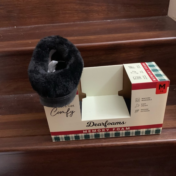 New DearFoam Women’s Slippers Faux Fur Memory Foam Indoor Outdoor Black M 7-8 - Picture 5 of 13